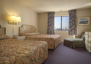 Ramada by Wyndham Los Angeles/Wilshire Center