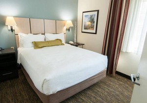 Relax and Unwind! Pets Allowed, Short Drive to Disneyland