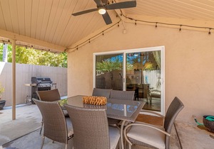 Remodeled coastal retreat with updated kitchen - walk to beach
