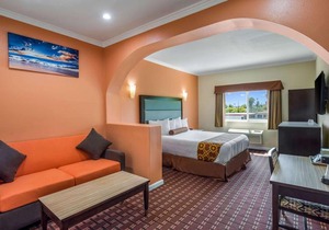Rodeway Inn & Suites - Pasadena