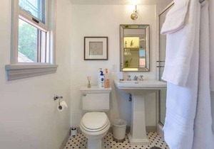 Romantic and Historic Spanish Penthouse Studio - Hollywood Hills