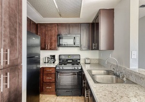 Roomy North Hollywood 2BR w/Gym & Pool, near TJ & Shops, by Blueground