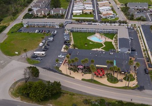 San Simeon Lodge