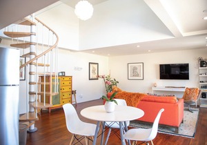 Santa Monica Modern Studio Near MONTANA ave, close to Beach, Mall, restaurants