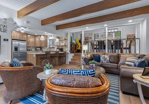 Serene cabin near Lake Arrowhead Village with wraparound deck & forest views