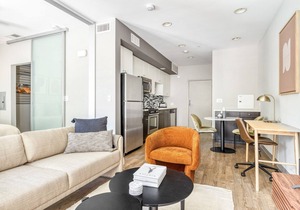 Serene Downtown 1BR w/ Gym & Pool, close to Staples Center, by Blueground