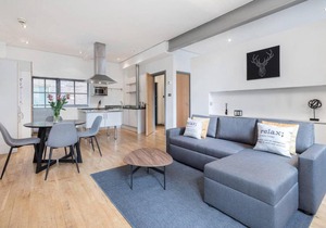 SILK HOUSE, Really cool warehouse one bedroom apartment in Clerkenwell