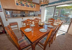 Ski Home Minutes from Lake and Heavenly - Ski and Summer Monthly Lease Available