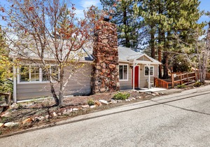 Snuggle Down Village Cottage at Big Bear Lake