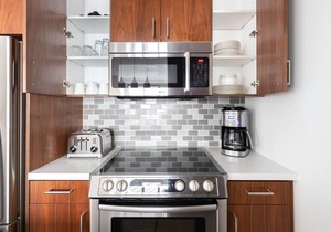Spacious Downtown 1BR w/W/D, close to Metro Center, by Blueground