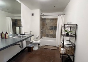 Spacious Loft in the Heart of DTLA!