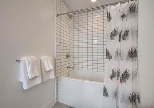 Spacious & Stylish 1BR w/Balcony + Office in DTLA