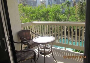SPECIAL PRICES! "C" Bldg/Corner unit near Pool/Jacuzzi/Parking/Elevator