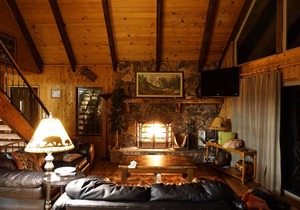 Spectacular Lakefront With Hot Tub And Dock At A Spectacular Price!