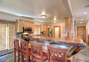 Starlight Retreat by AvantStay | Gorgeous Log Style Home w/Incredible Views!