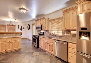 Starlight Retreat by AvantStay | Gorgeous Log Style Home w/Incredible Views!