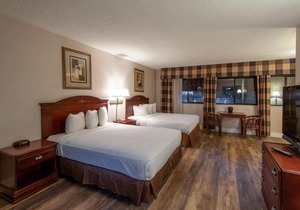 Studio City Court Yard Hotel