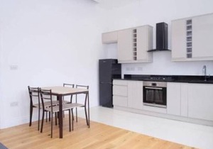 STUNNING 1 BEDROOM FLAT IN FULHAM BROADWAY