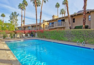 Stunning Condo in Mountain Cove , CA. Indian Wells