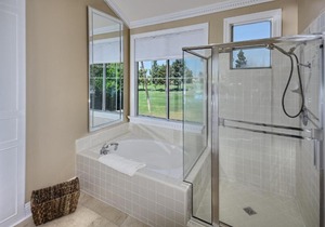 Stunning golf course view vacation home