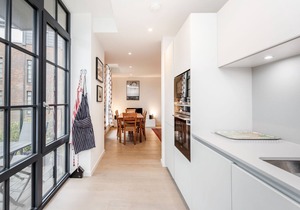 Stunning new 2BR 2BR flat in Waterloo