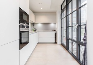Stunning new 2BR 2BR flat in Waterloo