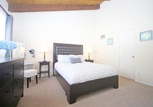Stylish Santa Monica 2BR/2BA Duplex Loft
