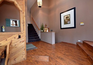 Sublime For-Rest by Destination Big Bear : High End Neighborhood! Hot Tub! Gourmet Kitchen! Master Suite! Pool Table!