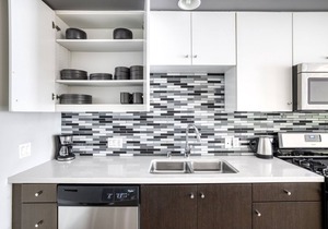 Sunny Downtown 1BR w/ Gym & Courtyard, close to LA Live, by Blueground