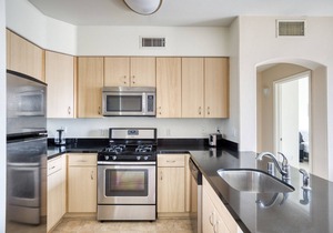 Sunny Playa Del Rey 2BR w/Pool, Spa & Gym, nr Playa Beach, by Blueground