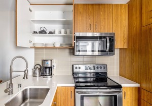Sunny Redondo Beach 1BR w/Pool, Gym, steps to Beach, by Blueground