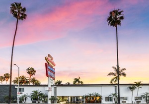 Sunset West Hotel, SureStay Collection by Best Western