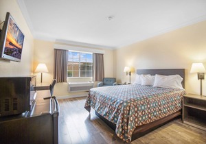 SureStay Hotel by Best Western Fontana