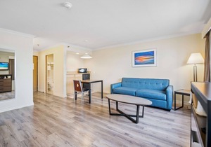 SureStay Hotel by Best Western Fontana