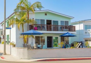 Surf and Sand Beach Paradise Upper Unit