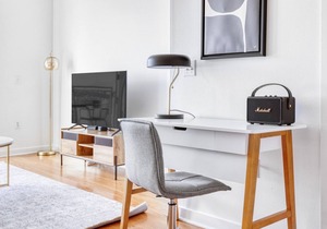 Tasteful Downtown 1BR w/ Pool, W/D & Gym, near Museums, by Blueground