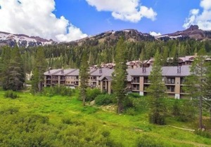 The Meadows-Cozy Hotel Room W/Deck