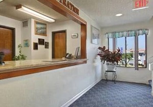 Travelodge by Wyndham Ocean Front
