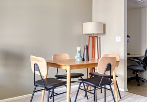 Trendy Downtown 2BR w/ Gym, Pool & Spa, near 7th St Metro, by Blueground