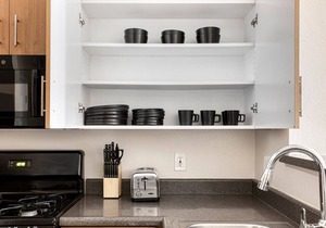 Trendy North Hollywood 1BR w/Gym & Pool, near TJ & shops, by Blueground