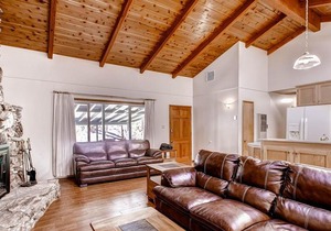 Trout Creek Lodge