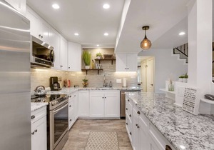 Updated Ideal Desert Getaway | Steps from Shops & Dining | Community Pool & Spa | Modern Amenities