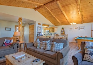 View Point - 3BR/2BA/Gorgeous Views/Hot Tub/Pool Table/Arcade Game/WiFi/Smart TV