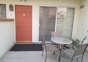Villa, 2 Bedrooms, 2 Baths, Great Location And Close To Everything