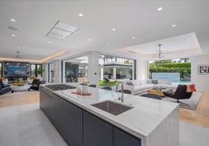 Villa Ruya by LuxJB 🏆 Beverly Hills Flats Mega Mansion 🏆 Cinema 🏆 Gym 🏆 Sauna