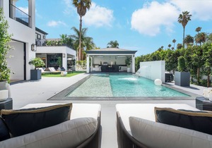 Villa Ruya by LuxJB 🏆 Beverly Hills Flats Mega Mansion 🏆 Cinema 🏆 Gym 🏆 Sauna