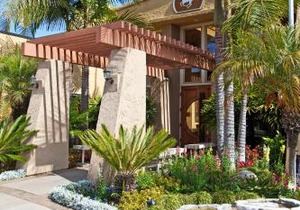 Winners Circle Resort
