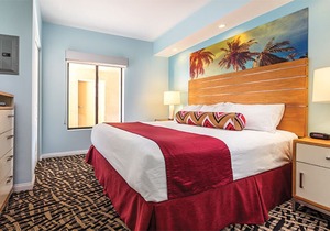 Wyndham Indio 1 Bedroom Condo, Full Kitchen