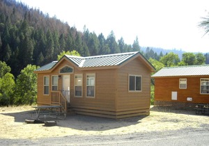 Yosemite Lakes Wheelchair Accessible Cottage 53