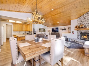 Bearvenidos | Upper Moonridge